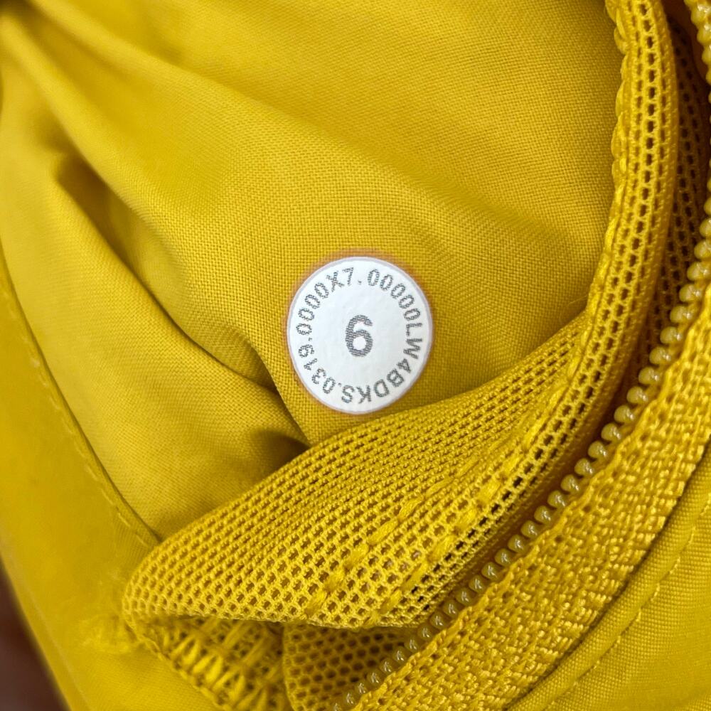 Lululemon Another Mile Jacket Honeycomb Gold Mustard Yellow Running Coat Hood 6 - Picture 12 of 14